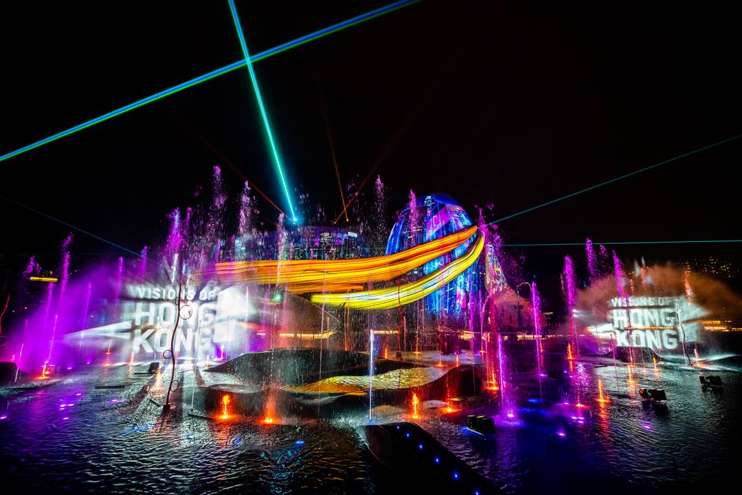 carousel-item